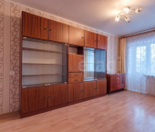 2-комн, 42кв м, этаж 4/5 улица Михаила Поповича, 18а