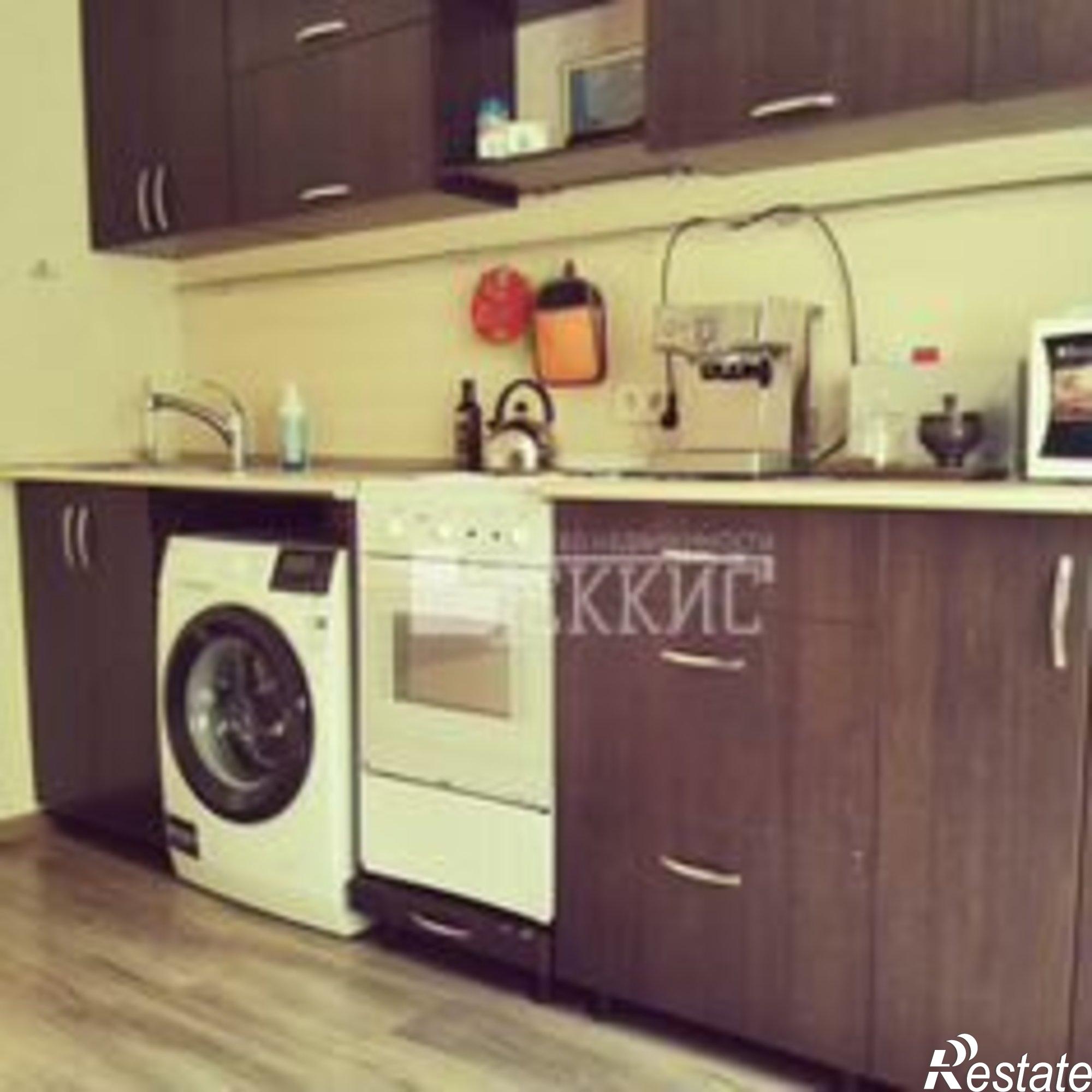 Купить квартиру за 2 870 000 рублей на Вологда, улица Чехова, 19