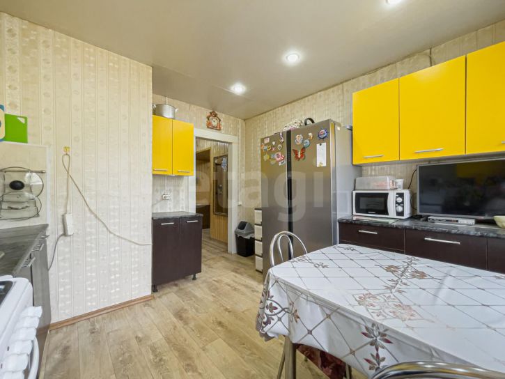 3-комн квартира Майская улица, 8