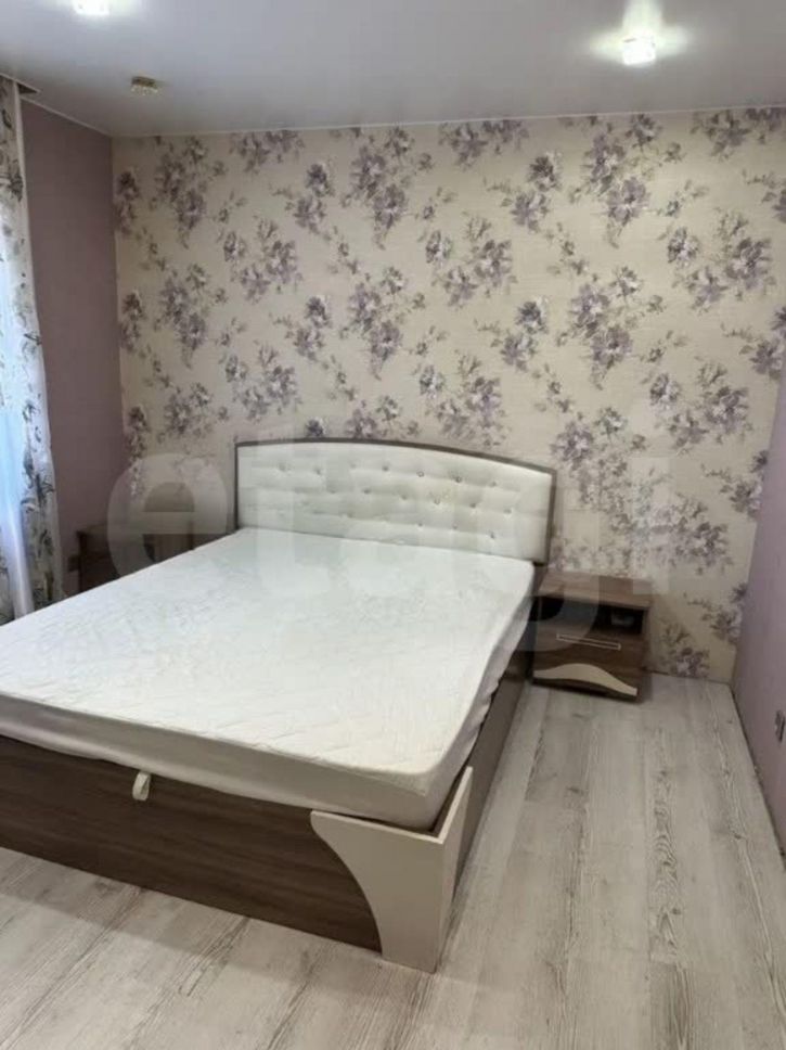 2-комн квартира Вологодская улица, 15
