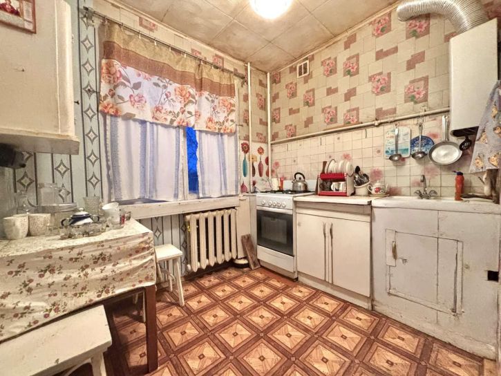 3-комн квартира посёлок Заря, 2