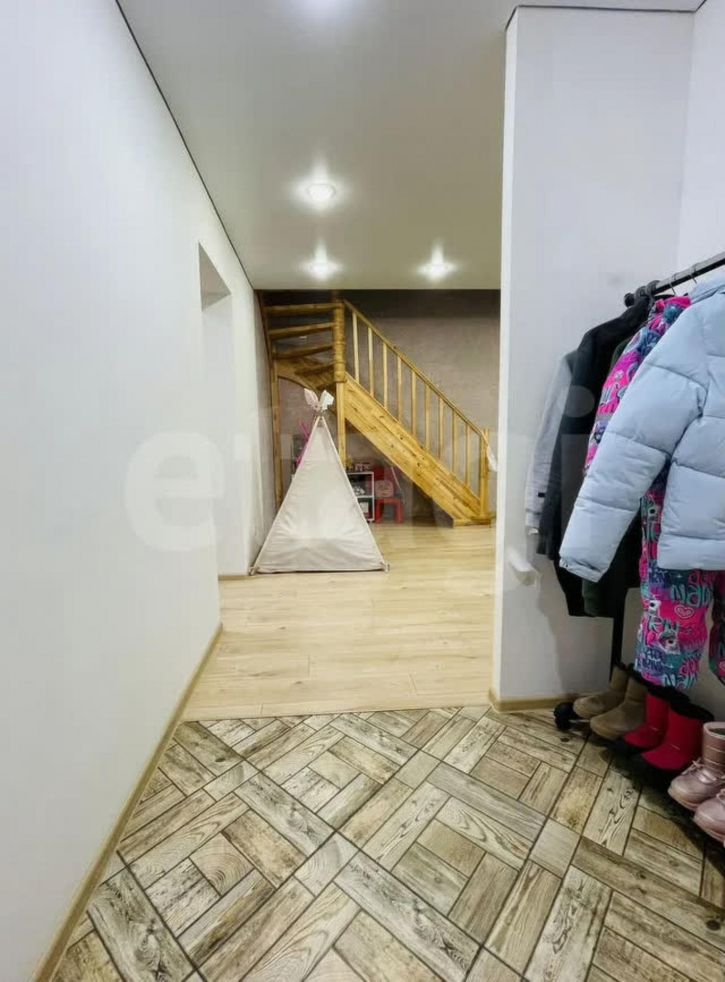 5-комн квартира Сосновая улица, 6