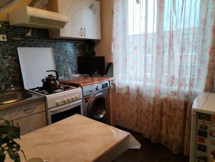 3-комн квартира посёлок Майский, 8