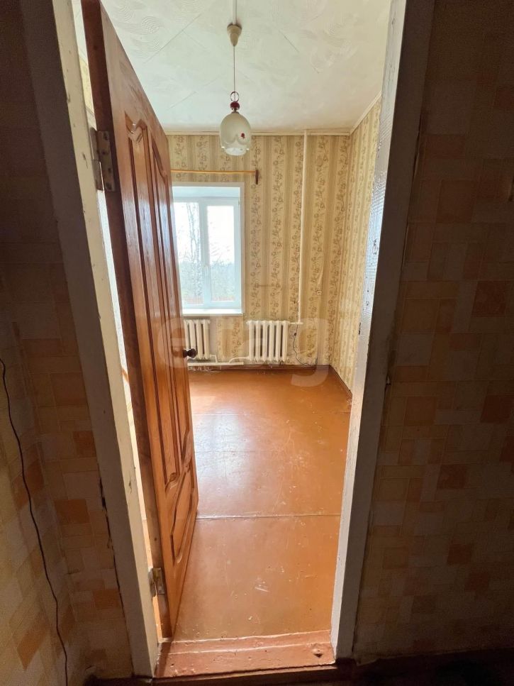 3-комн квартира улица Бабушкина, 48