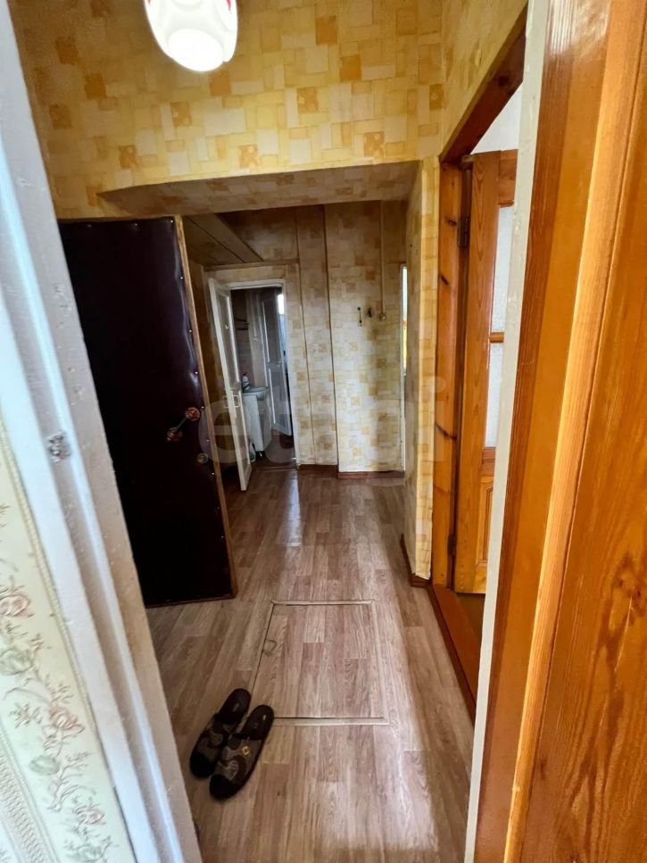 3-комн квартира улица Бабушкина, 48