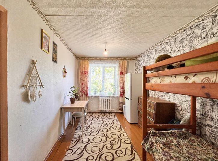 4-комн квартира Школьный переулок, 3