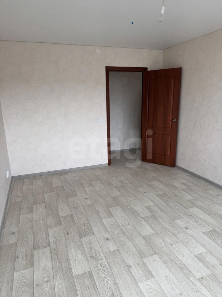 2-комн квартира улица Газовиков, 30