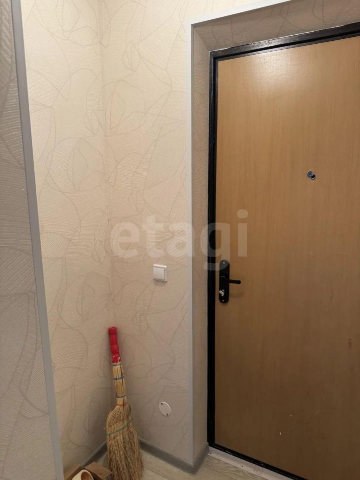 2-комн квартира улица Газовиков, 30