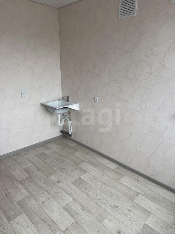 2-комн квартира улица Газовиков, 30