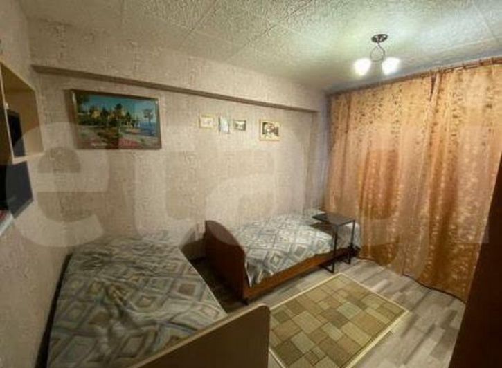 3-комн квартира Школьный переулок, 1