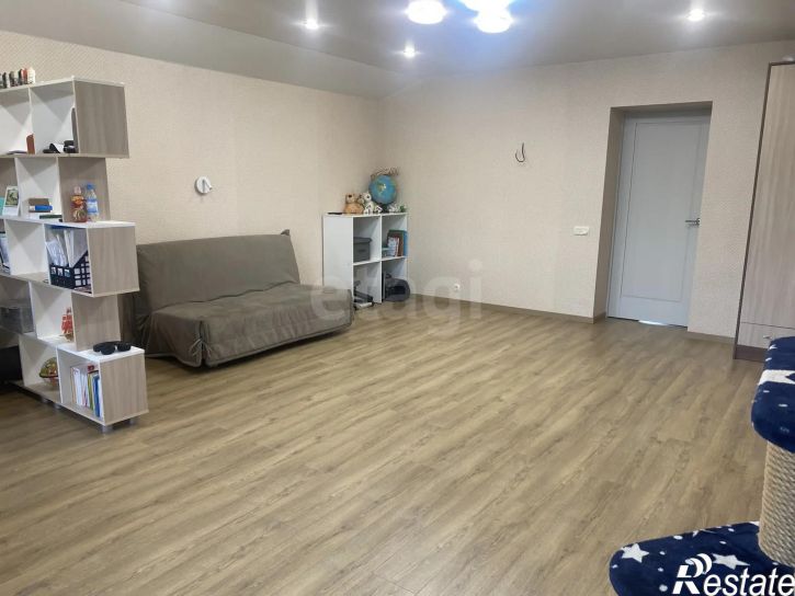 4-комн квартира Сосновая улица, 6