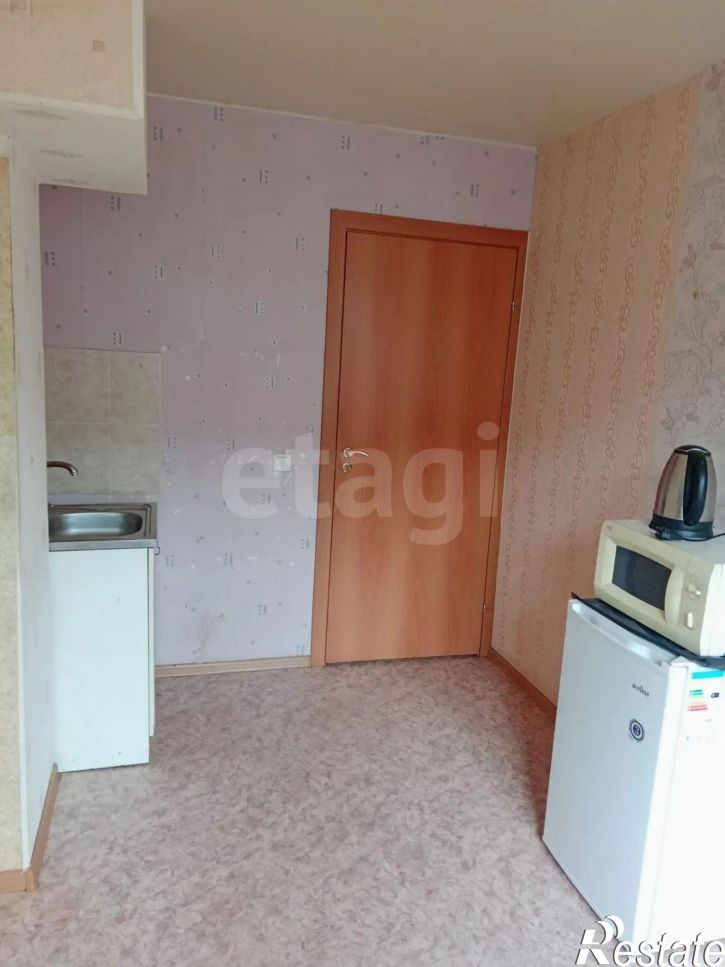 2-комн квартира улица Механизаторов, 15