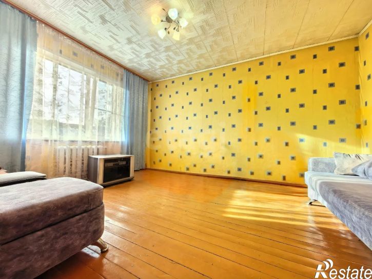 3-комн квартира Интернатная улица, 38