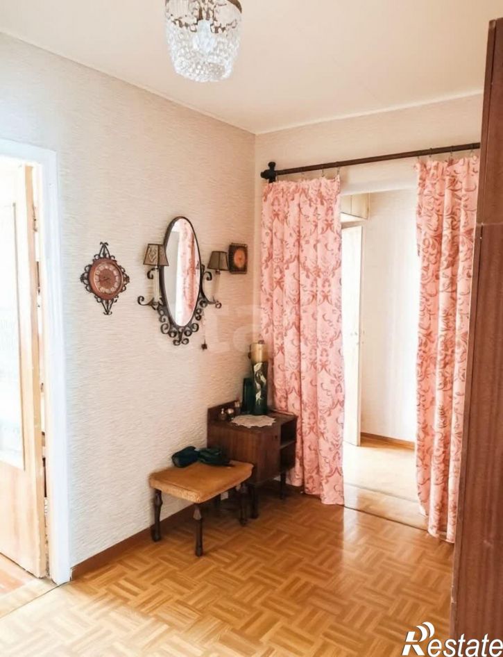 4-комн квартира Ленинградская улица, 22а