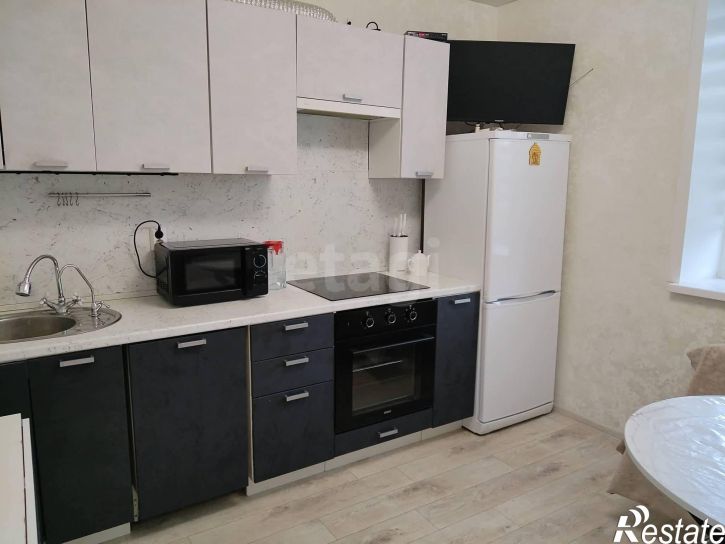 3-комн квартира улица Преображения, 3