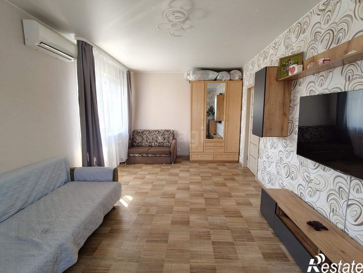 3-комн квартира Ягодная улица, 40