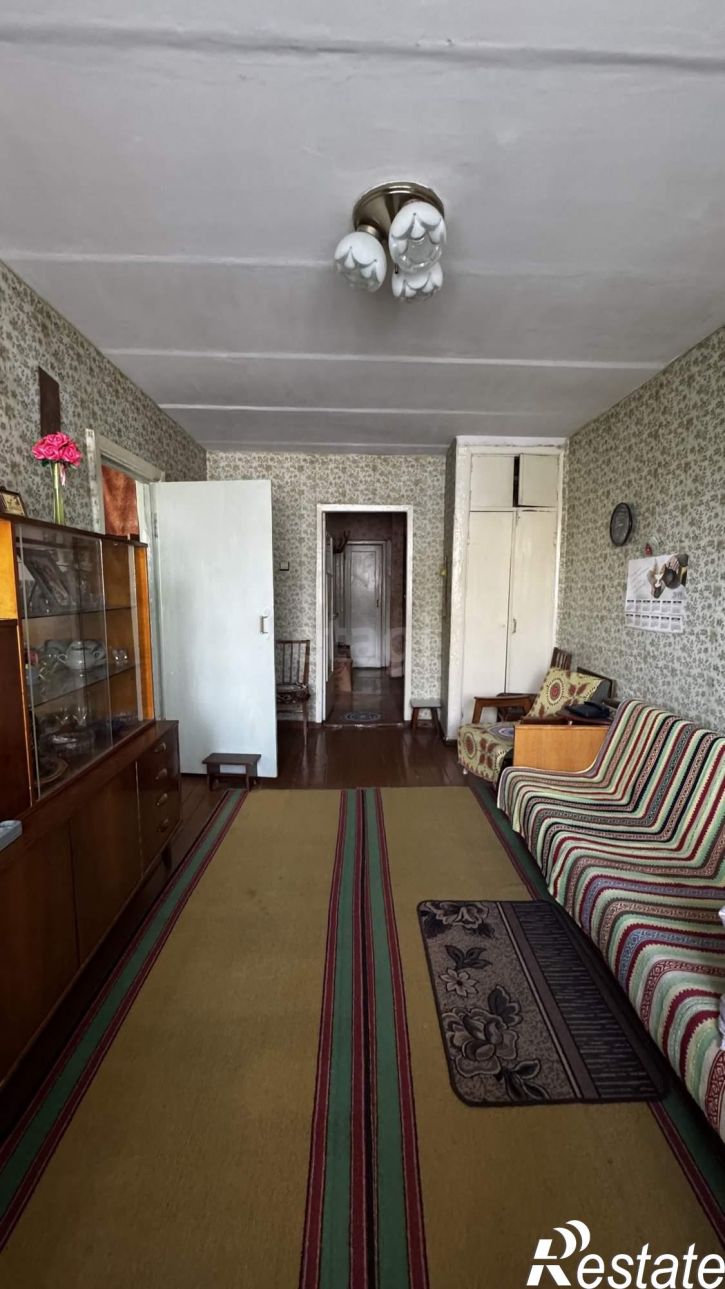 3-комн квартира улица Коммунистов, 8