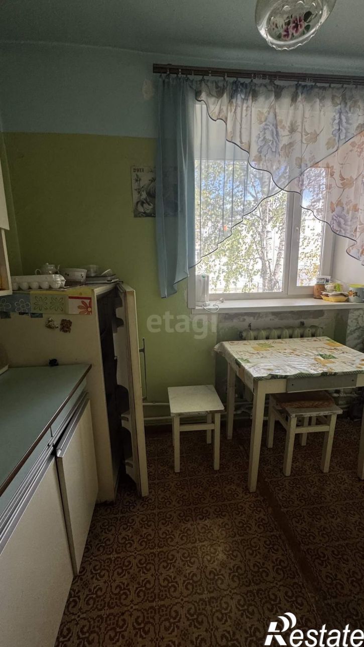 3-комн квартира улица Коммунистов, 8