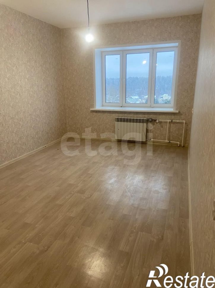 2-комн квартира улица Газовиков, 2