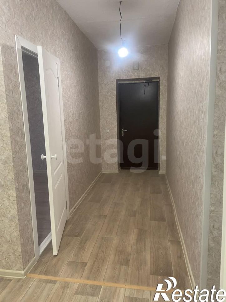2-комн квартира улица Газовиков, 2