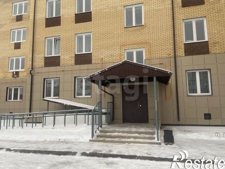 2-комн квартира улица Газовиков, 2